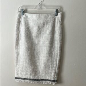 Elegant White Tweed Skirt